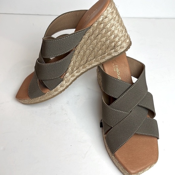 NWOT Andre Assous Rachel Espadrille Wedge Slip On Size 39 EU Taupe with Raffia - Picture 4 of 13